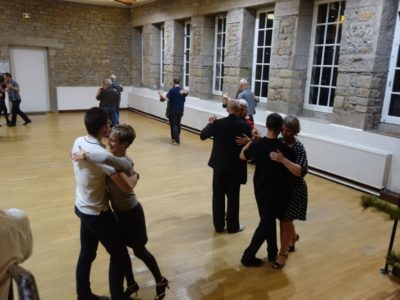 Message de Fabienne à l’attention de ses élèves de Tango….